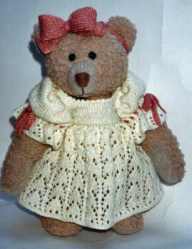 Bella Bear knitted toy